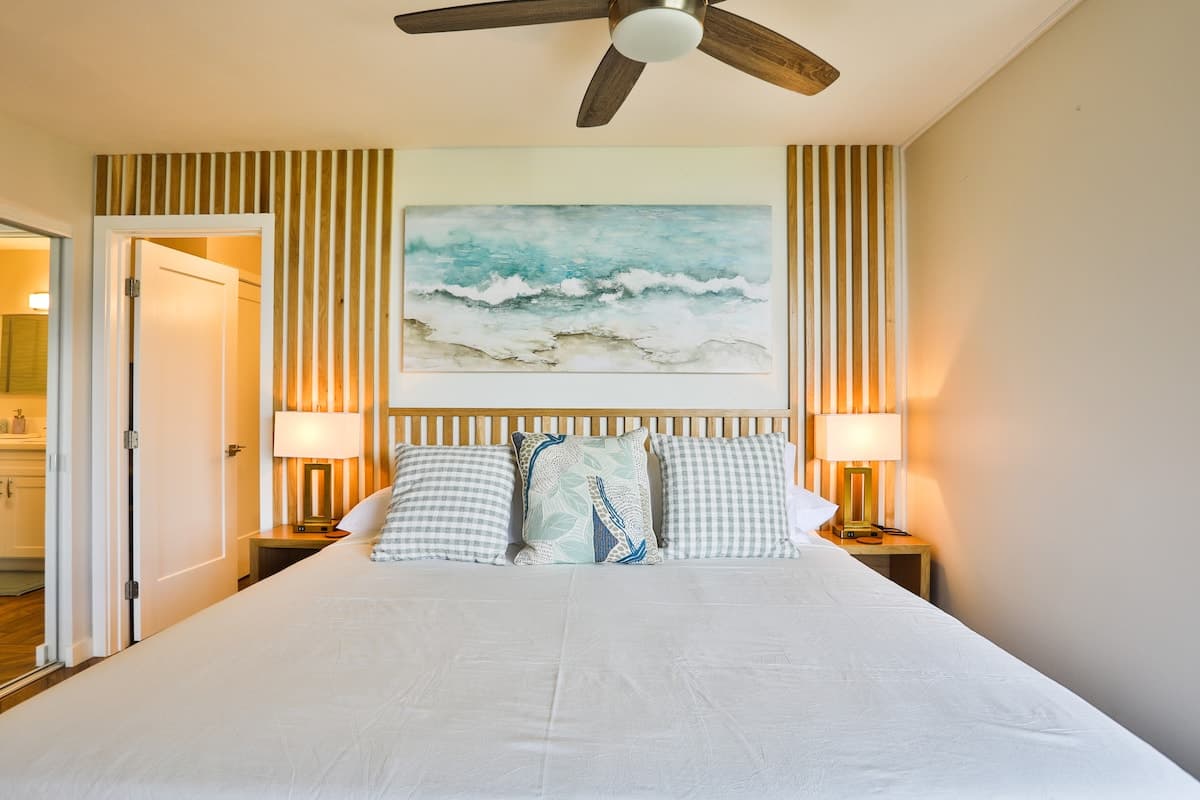 Condo in Kihei · ★4.94 · 1 bedroom · 2 beds · 1 shared bath - Photo 5