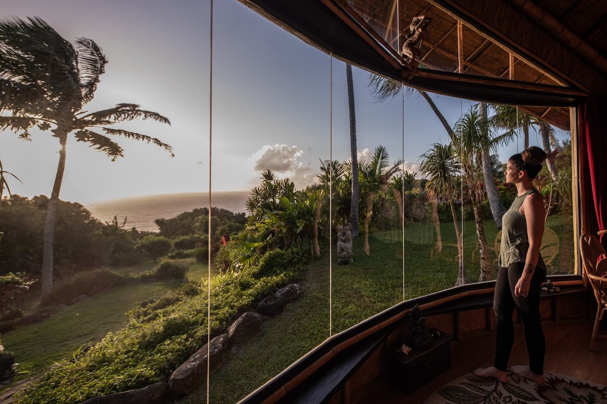 Honeymoon Haven: Ocean Vista & Bamboo Temple Bliss - Photo 1