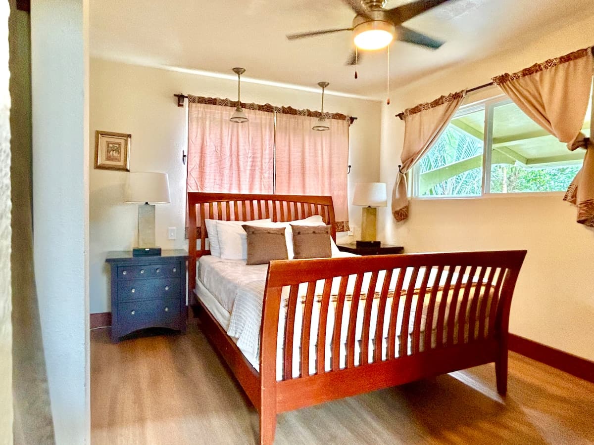Home in Haiku-Pauwela · ★4.97 · 1 bedroom · 1 bed · 1 private bath - Photo 2