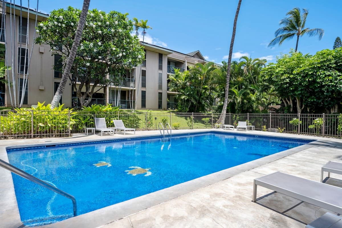 Condo in Kihei · ★4.93 · 1 bedroom · 3 beds · 1 bath - Photo 1