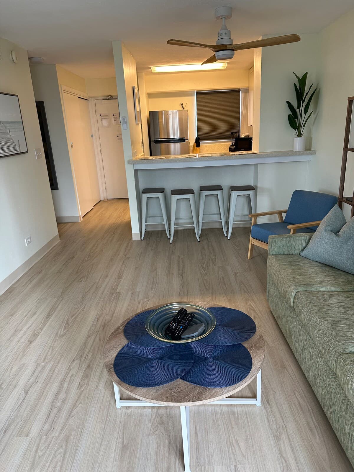 2 bedroom Waikiki apt sleeps 6 free parking - Photo 2