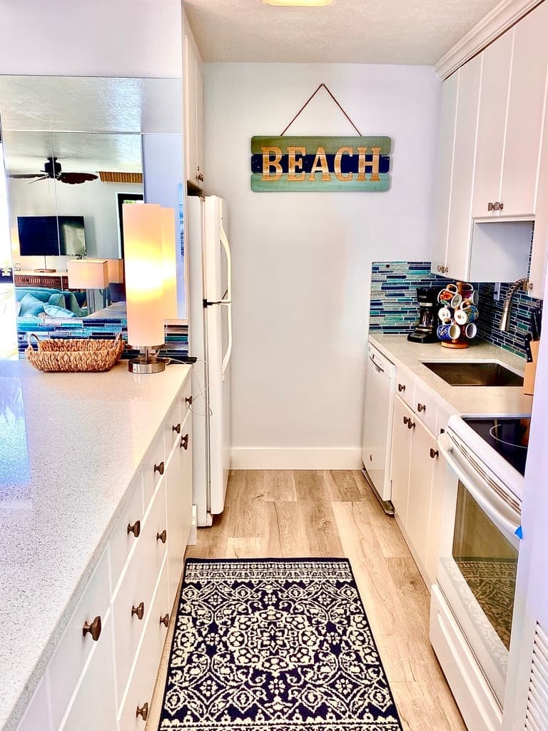Condo in Kihei · ★4.67 · 1 bedroom · 2 beds · 1 bath - Photo 5