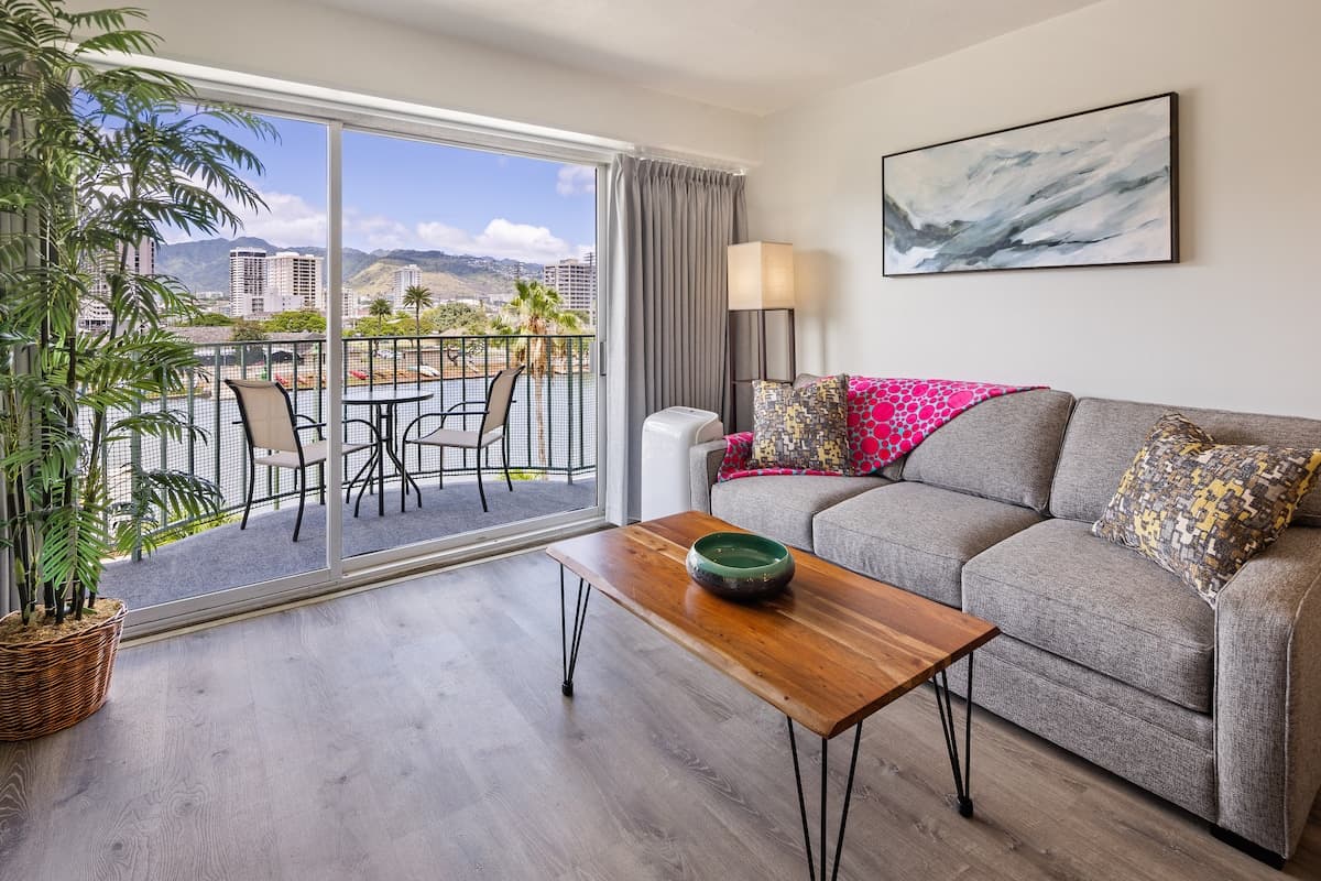 401 FREE Parking/10 min beach/2b-Waikiki/Ala Moana - Photo 3