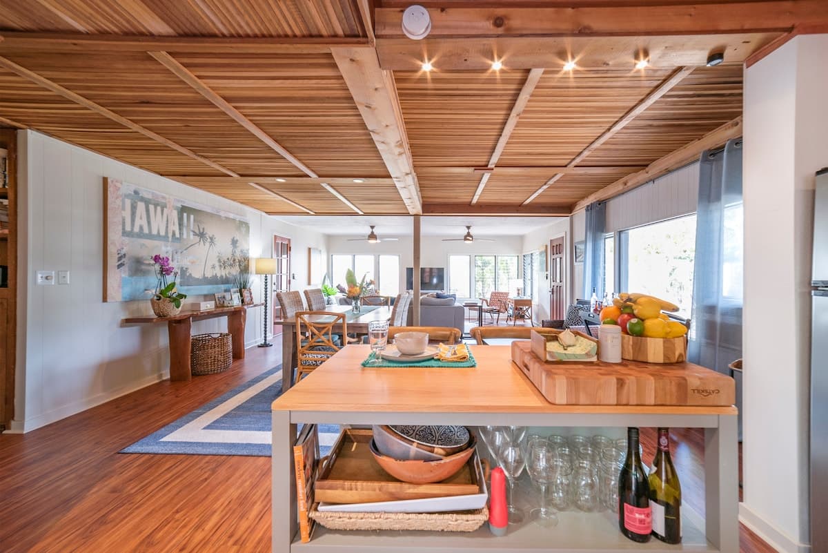 Home in Paia · ★4.96 · 3 bedrooms · 3 beds · 2 baths - Photo 2