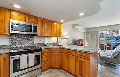 Ilikai Waikiki Resort Condo Sleeps 5 +Free Parking - Photo 3