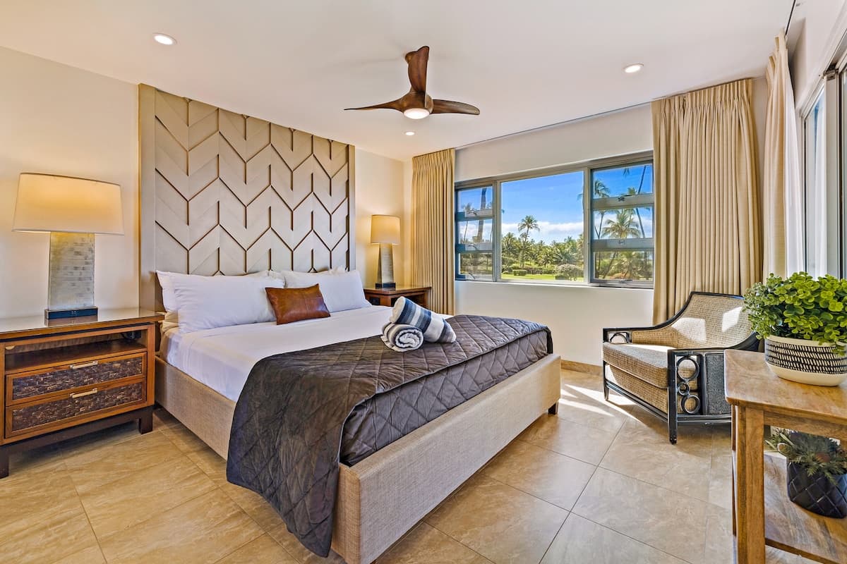 Condo in Kihei · ★5.0 · 2 bedrooms · 2 beds · 2 baths - Photo 2