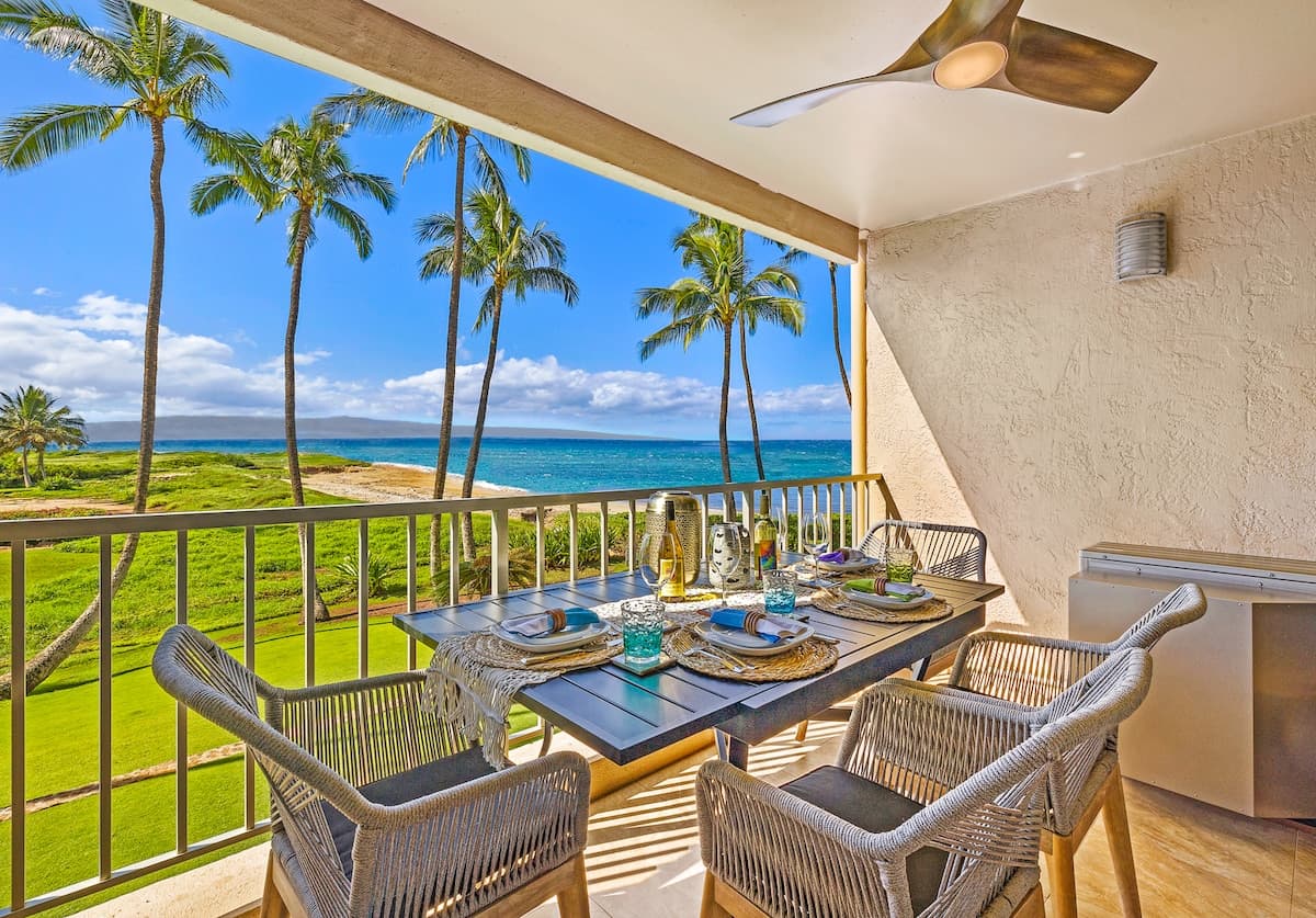 Condo in Kihei · ★5.0 · 2 bedrooms · 2 beds · 2 baths - Photo 1