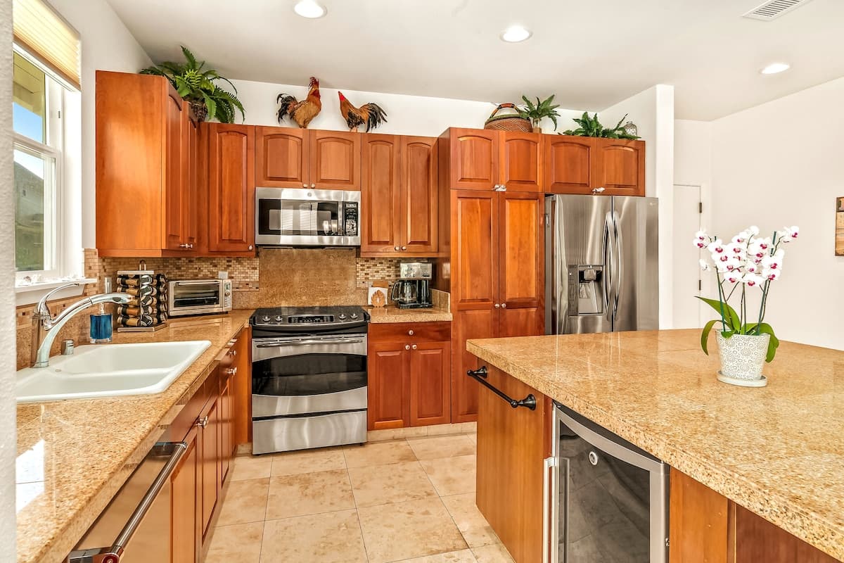 Home in Princeville · ★4.96 · 3 bedrooms · 3 beds · 2.5 baths - Photo 5