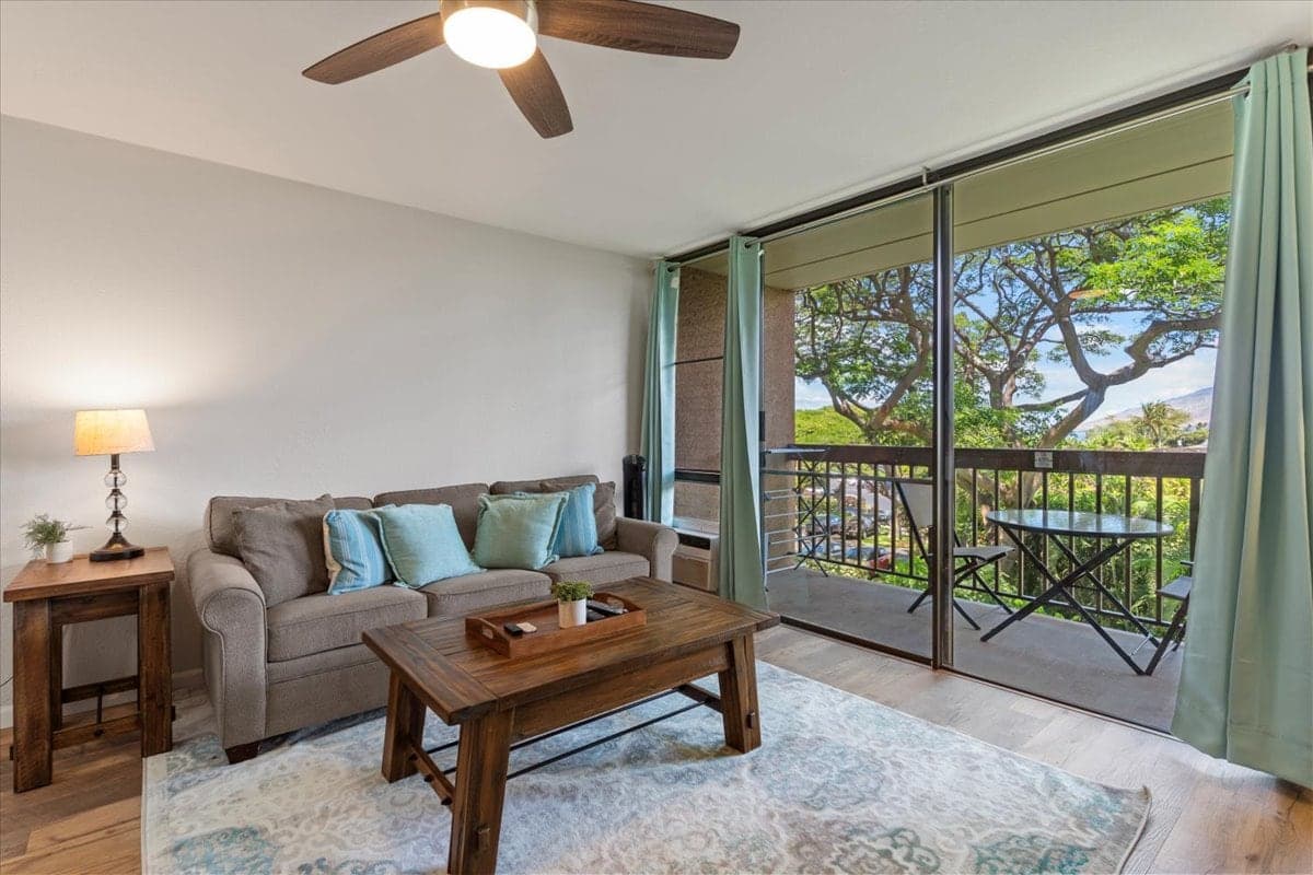 Steps to Charley Young Beach • Remodeled• Pool •AC - Photo 5