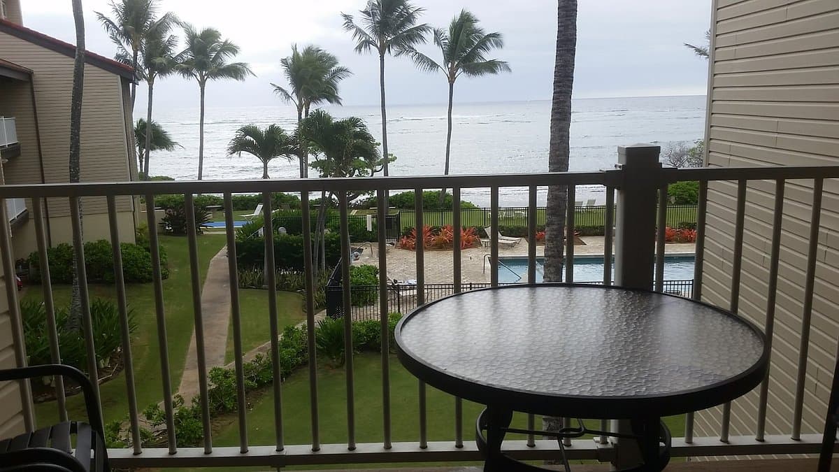1 BR Condo Oceanfront Resort Kapaa Shore - Photo 2