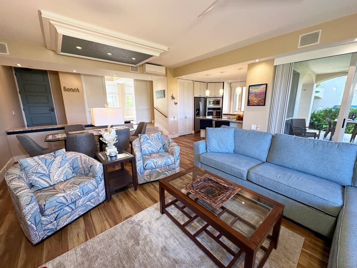 Fully Remodeled Elegance in Wailea 2 Bed 2 Bath - Photo 4