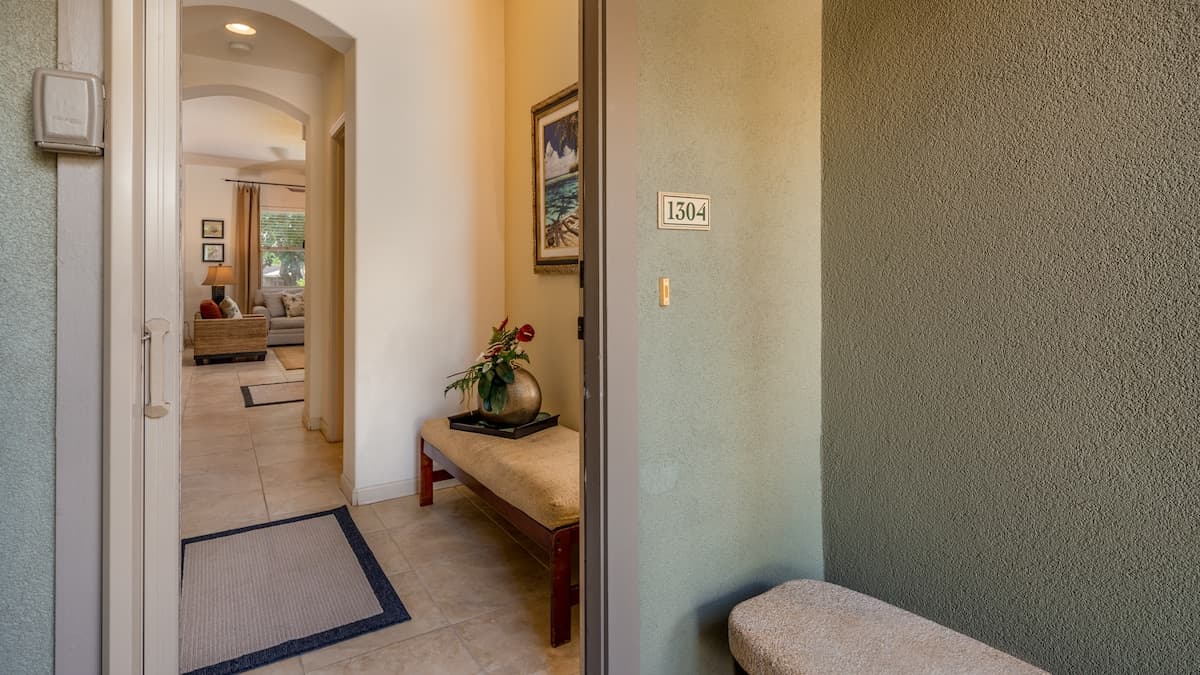 Townhouse in Waimea · ★4.94 · 2 bedrooms · 3 beds · 2.5 baths - Photo 2