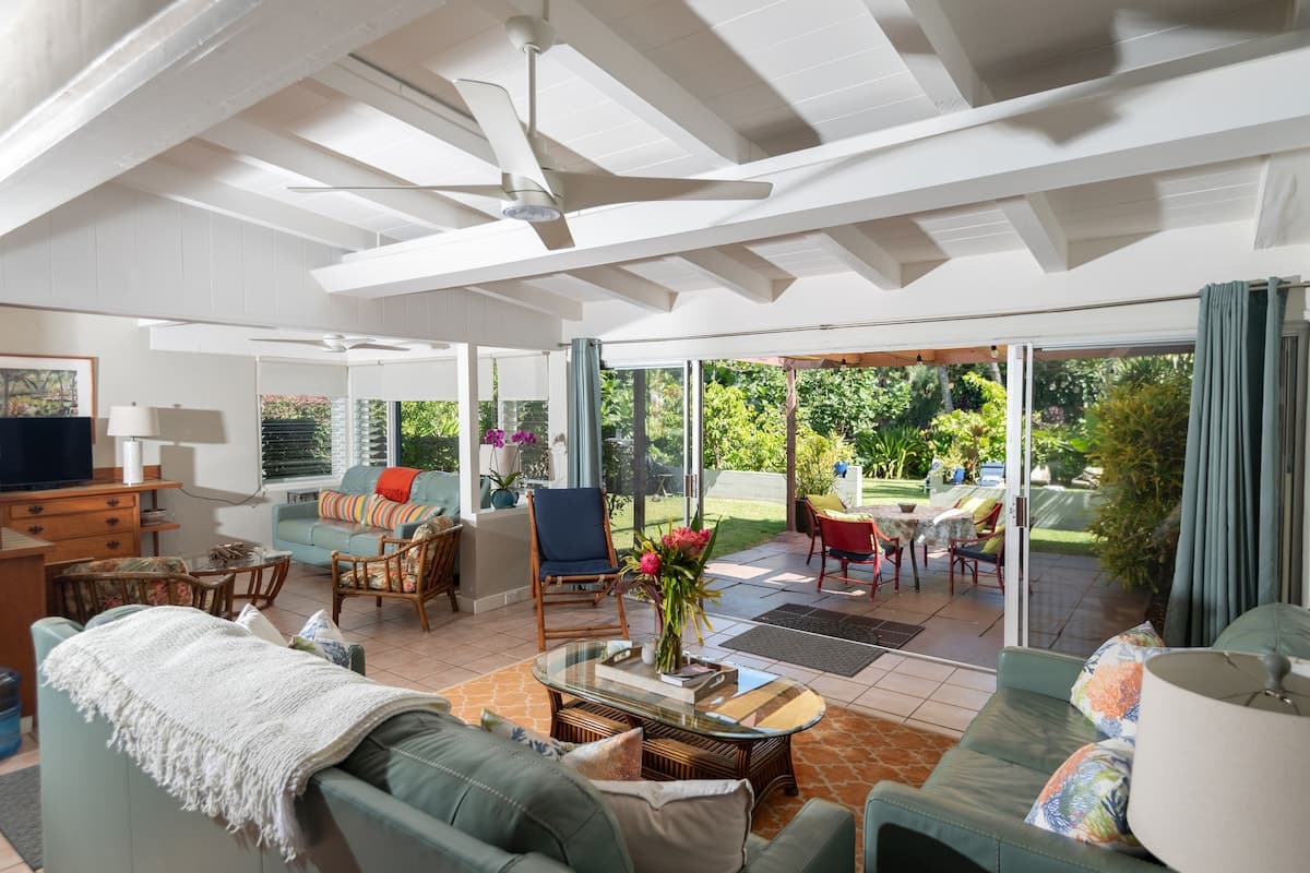 Home in Paia · ★4.89 · 3 bedrooms · 4 beds · 2 baths - Photo 1
