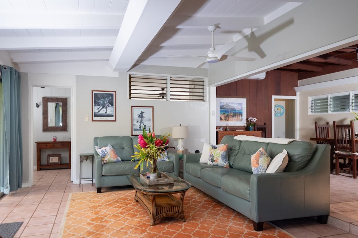 Home in Paia · ★4.89 · 3 bedrooms · 4 beds · 2 baths - Photo 3
