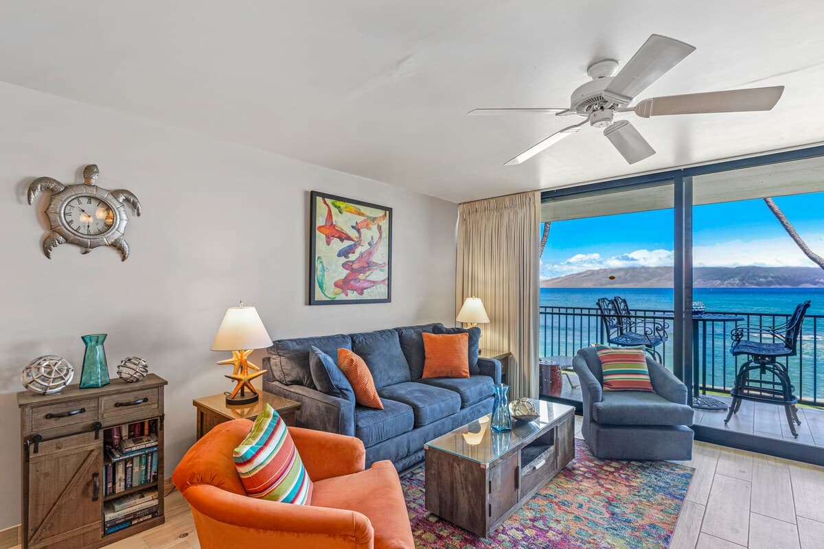 Condo in Lahaina · ★4.8 · 1 bedroom · 2 beds · 1 bath - Photo 2