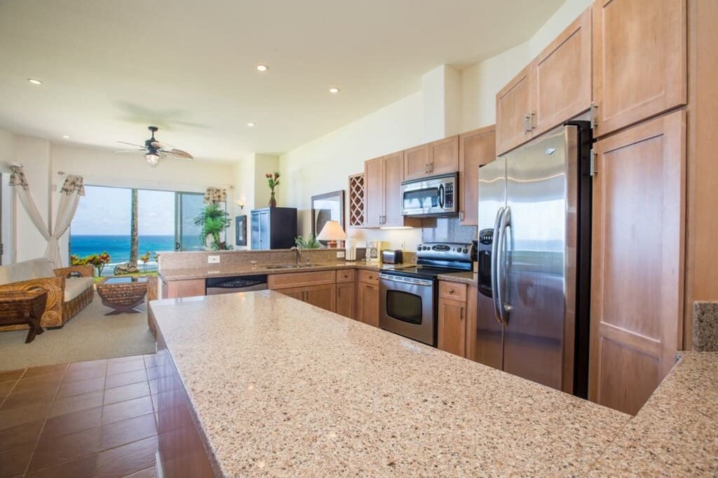Oceanfront Condo with A/C - Photo 4