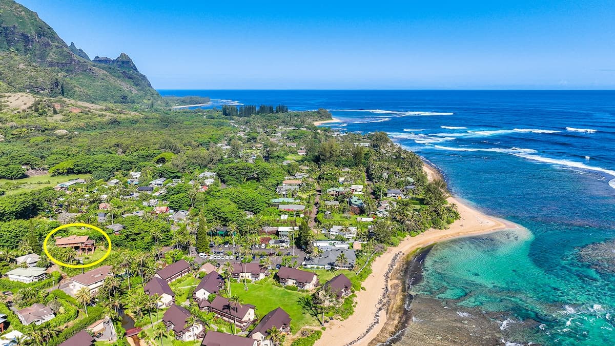 Home in Hanalei · ★4.87 · 2 bedrooms · 3 beds · 2 baths - Photo 4