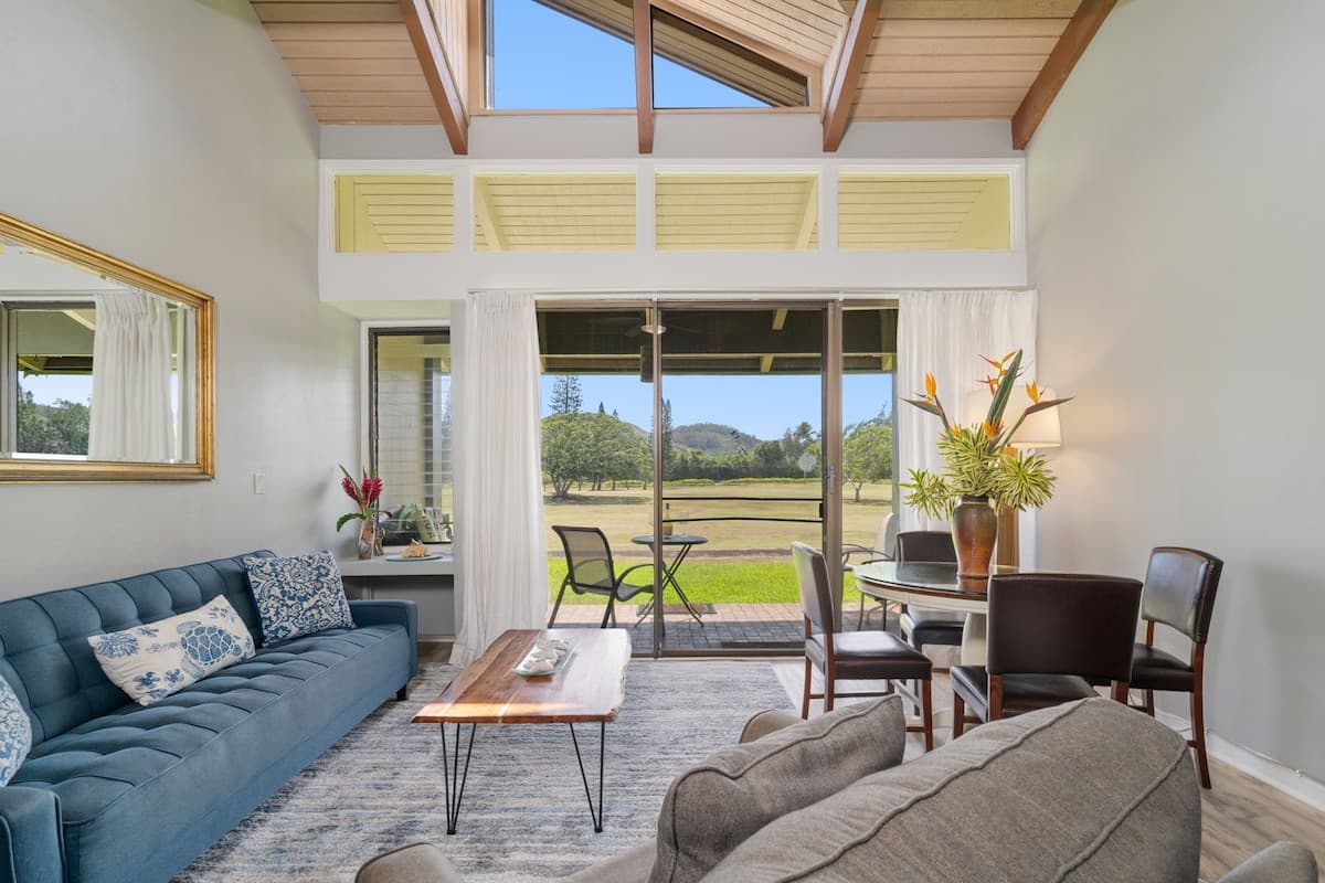 Condo in Kahuku · ★4.83 · 3 bedrooms · 4 beds · 2 private baths - Photo 3