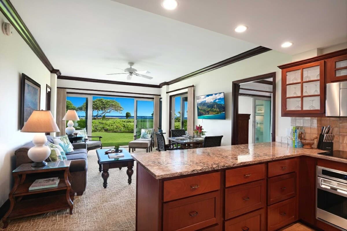 Condo in Kapaa · ★5.0 · 2 bedrooms · 4 beds · 2.5 baths - Photo 3