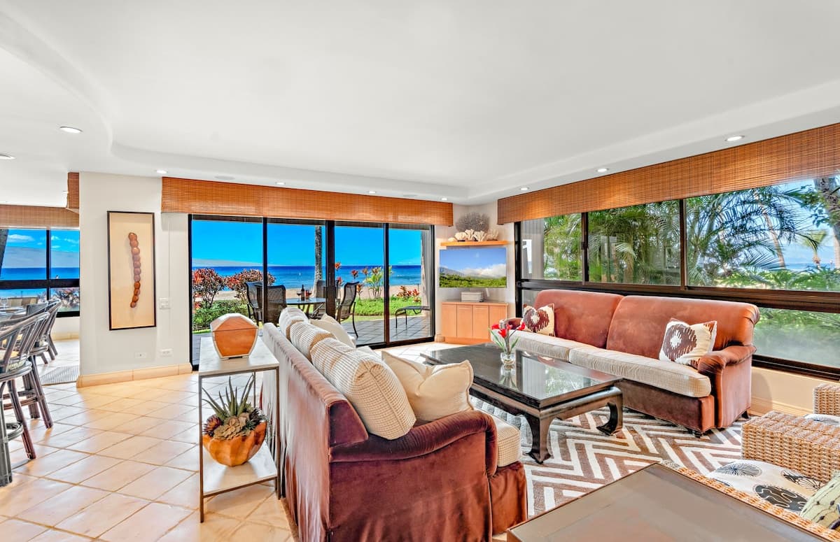 Condo in Lahaina · ★5.0 · 2 bedrooms · 2 beds · 2 baths - Photo 4
