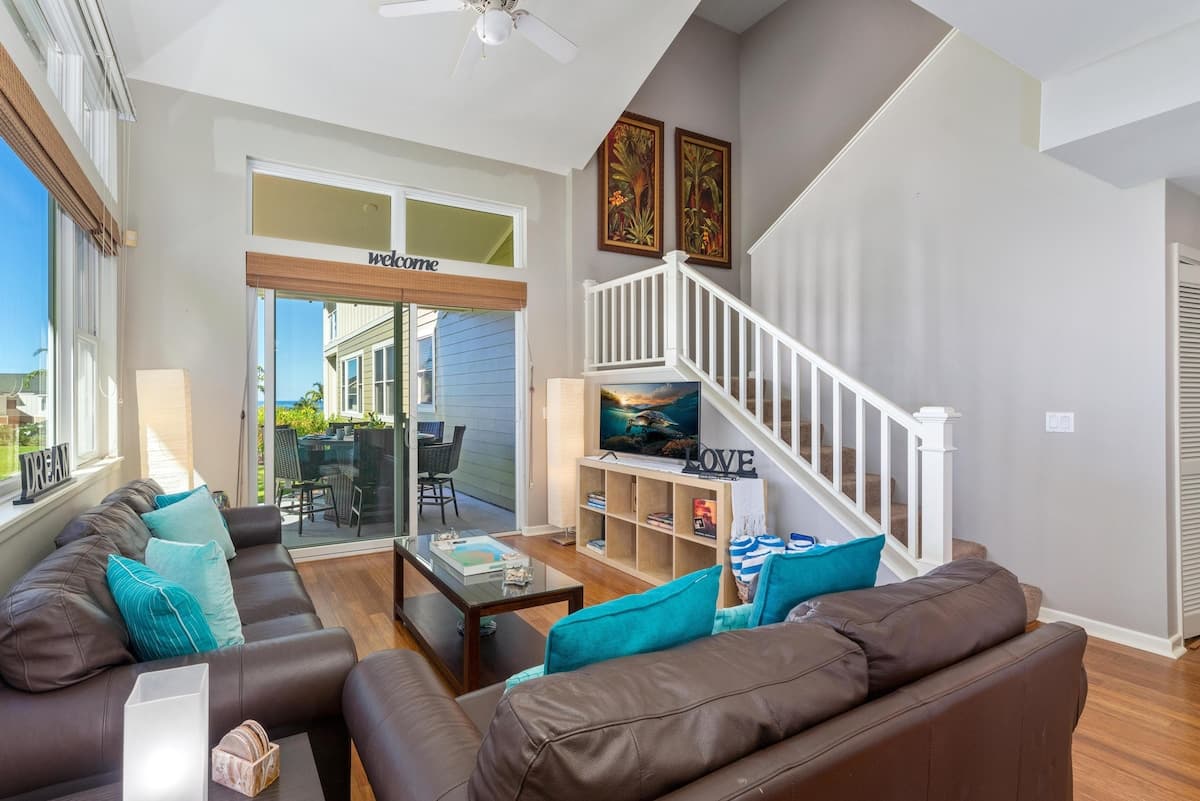 Townhouse in Kailua-Kona · ★4.77 · 3 bedrooms · 4 beds · 3 baths - Photo 4