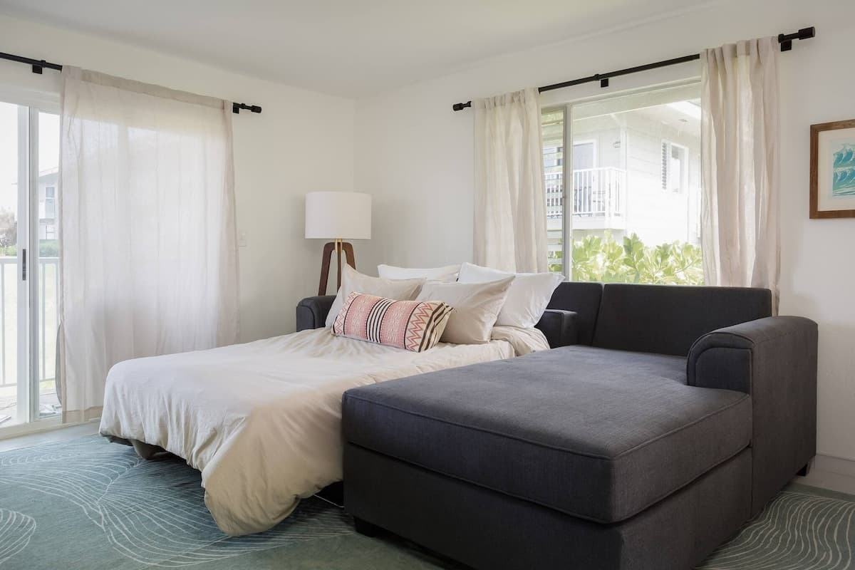Home in Princeville · ★5.0 · 2 bedrooms · 3 beds · 2 baths - Photo 5