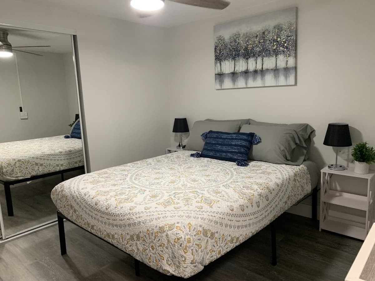 Condo in Honolulu · ★4.59 · 1 bedroom · 1 bed · 1 private bath - Photo 1