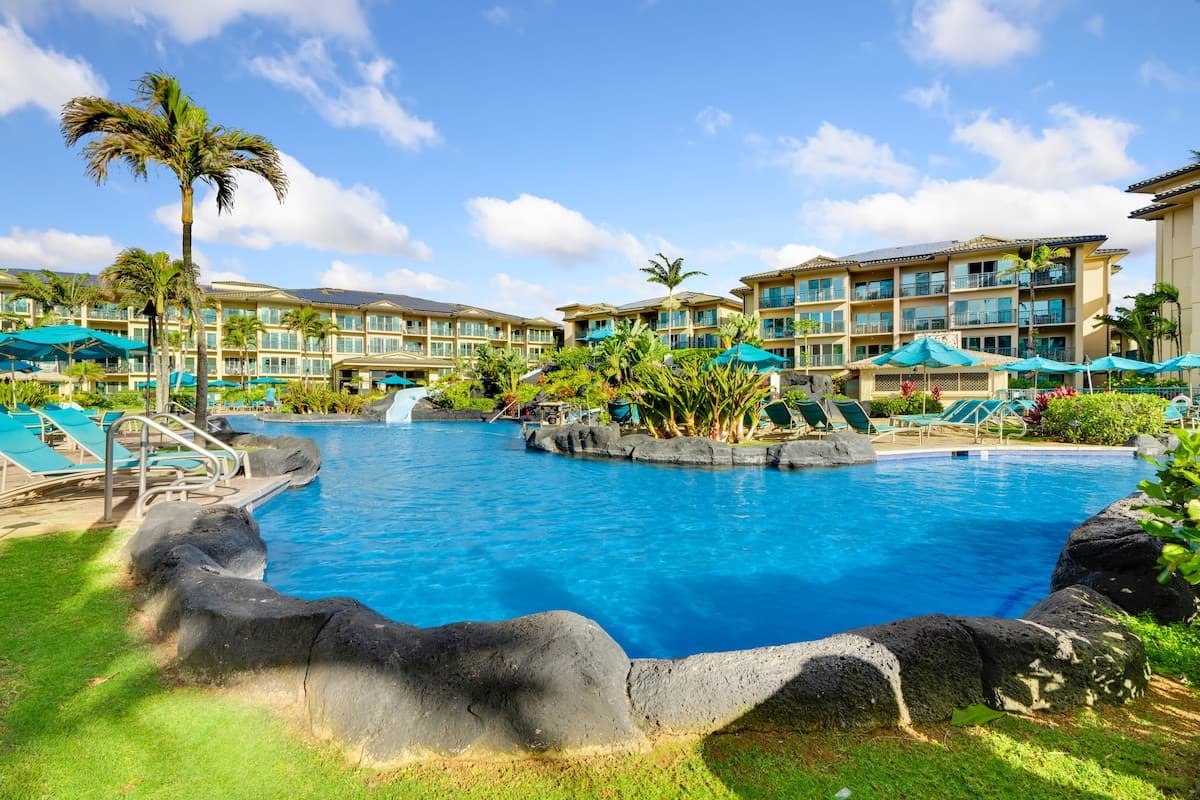 Condo in Kapaa · ★4.89 · 1 bedroom · 2 beds · 2 baths - Photo 5