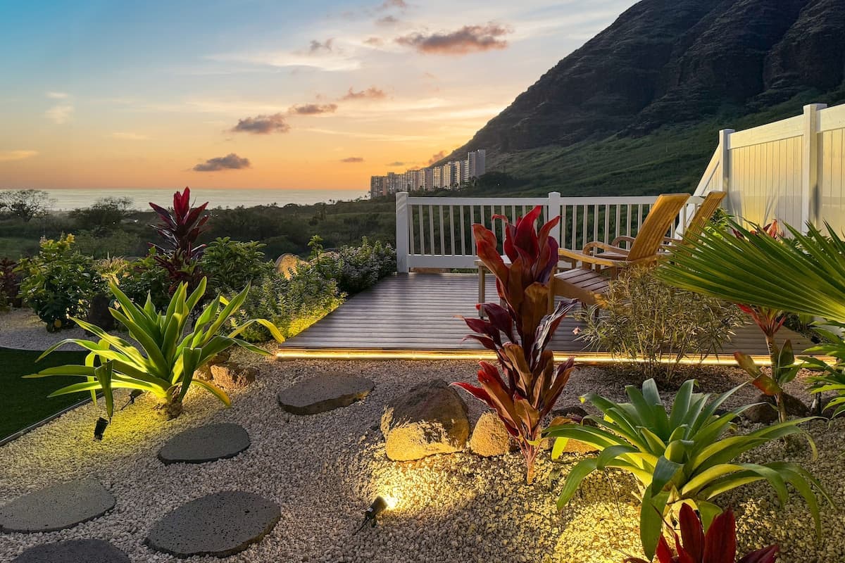Home in Waianae · ★4.83 · 3 bedrooms · 4 beds · 2.5 private baths - Photo 4