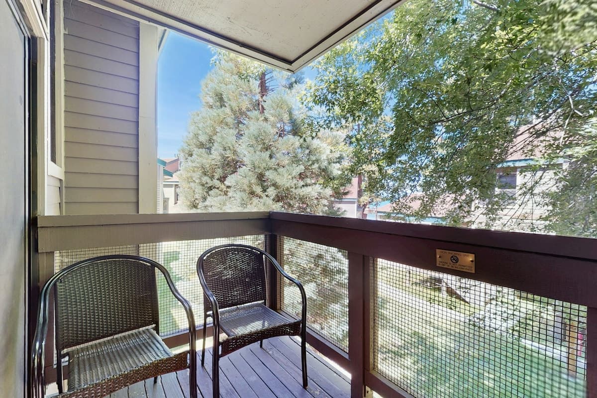 Lakeland Village Waterfront Townhome with Pier - Photo 2