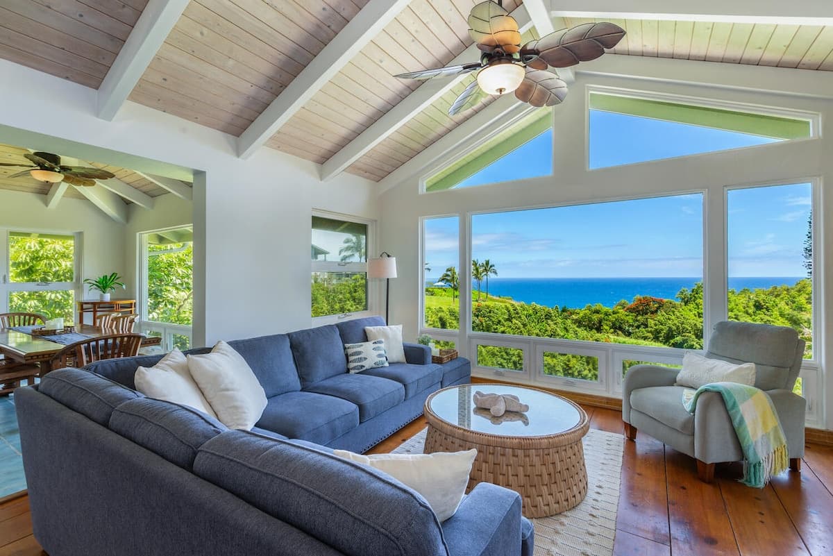 Home in Princeville · ★4.94 · 4 bedrooms · 5 beds · 2.5 baths - Photo 2
