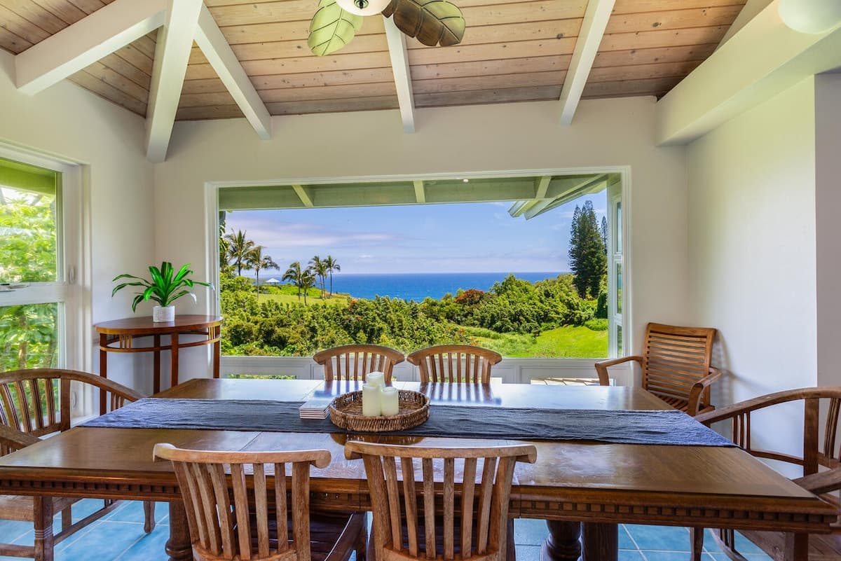 Home in Princeville · ★4.94 · 4 bedrooms · 5 beds · 2.5 baths - Photo 5