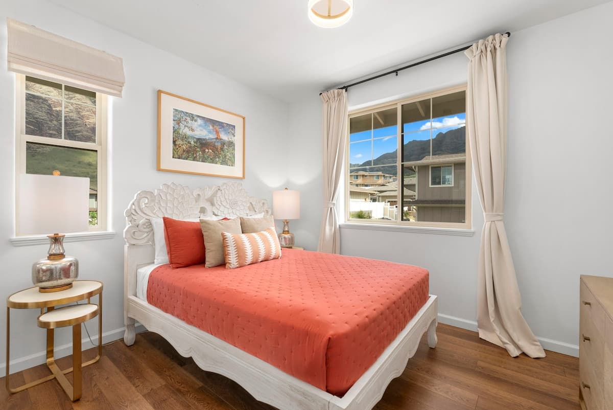 Villa in Waianae · ★4.87 · 4 bedrooms · 8 beds · 2.5 private baths - Photo 3