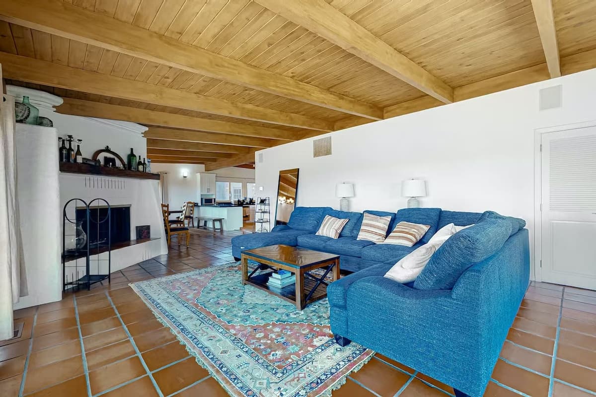 Sonoma Villa with Pool, Hot Tub & Vineyard Views - Photo 5
