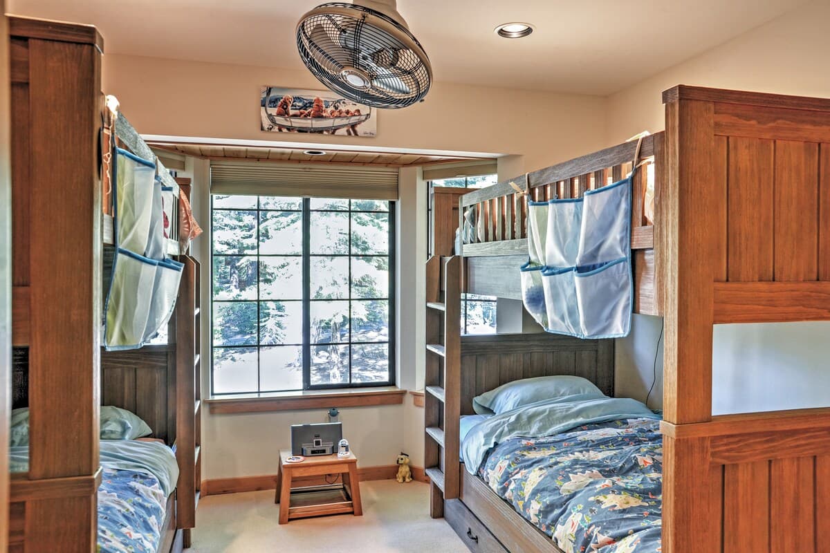 Cozy Northstar Cabin Ski Shuttle & Fireplace - Photo 4
