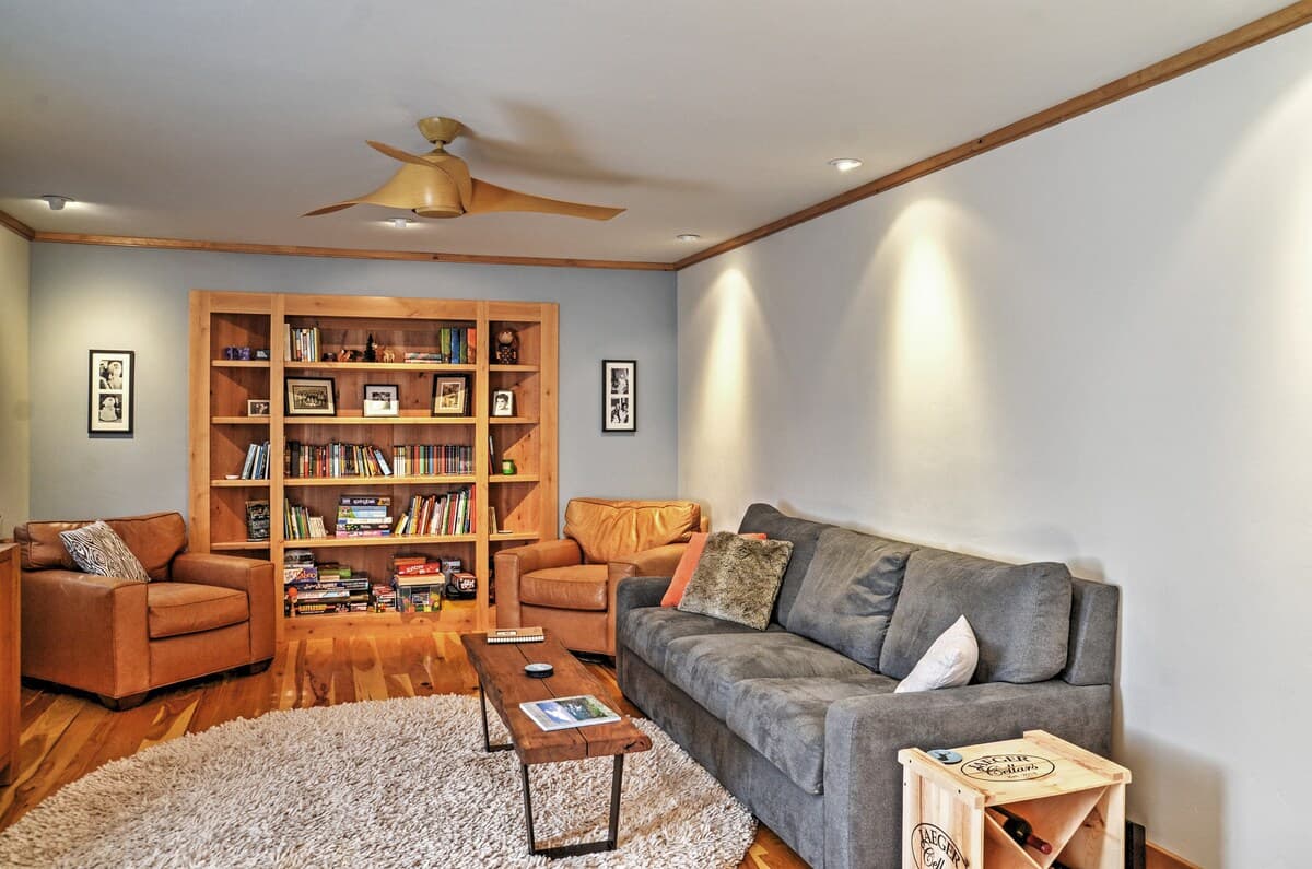 Cozy Northstar Cabin Ski Shuttle & Fireplace - Photo 5