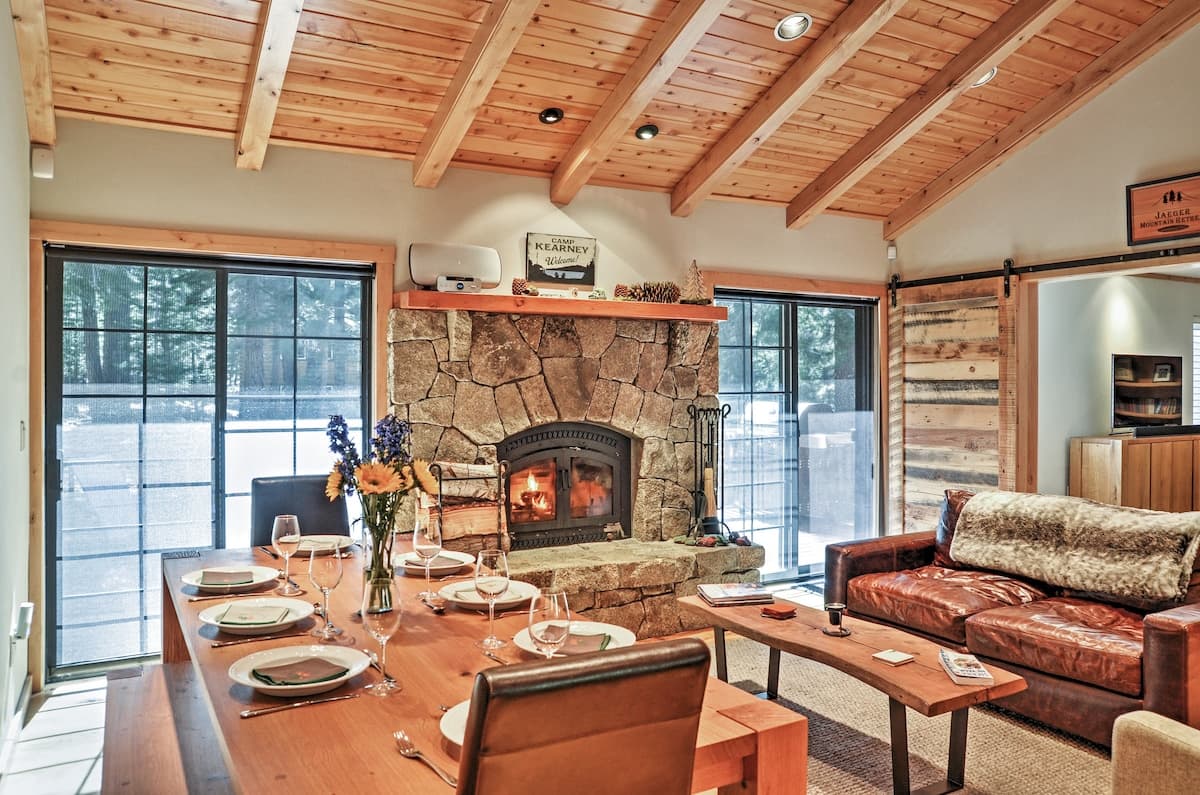 Cozy Northstar Cabin Ski Shuttle & Fireplace - Photo 1