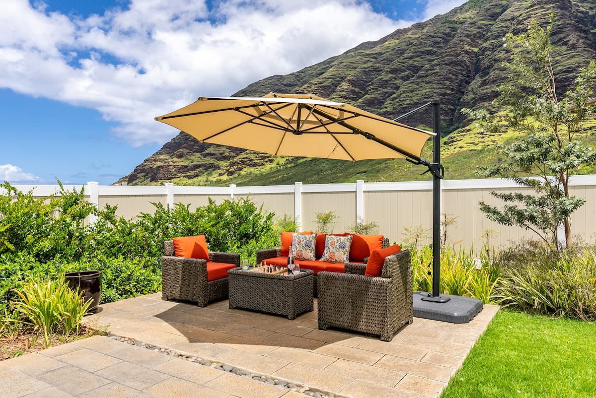 Home in Waianae · ★4.88 · 3 bedrooms · 5 beds · 2 shared baths - Photo 1