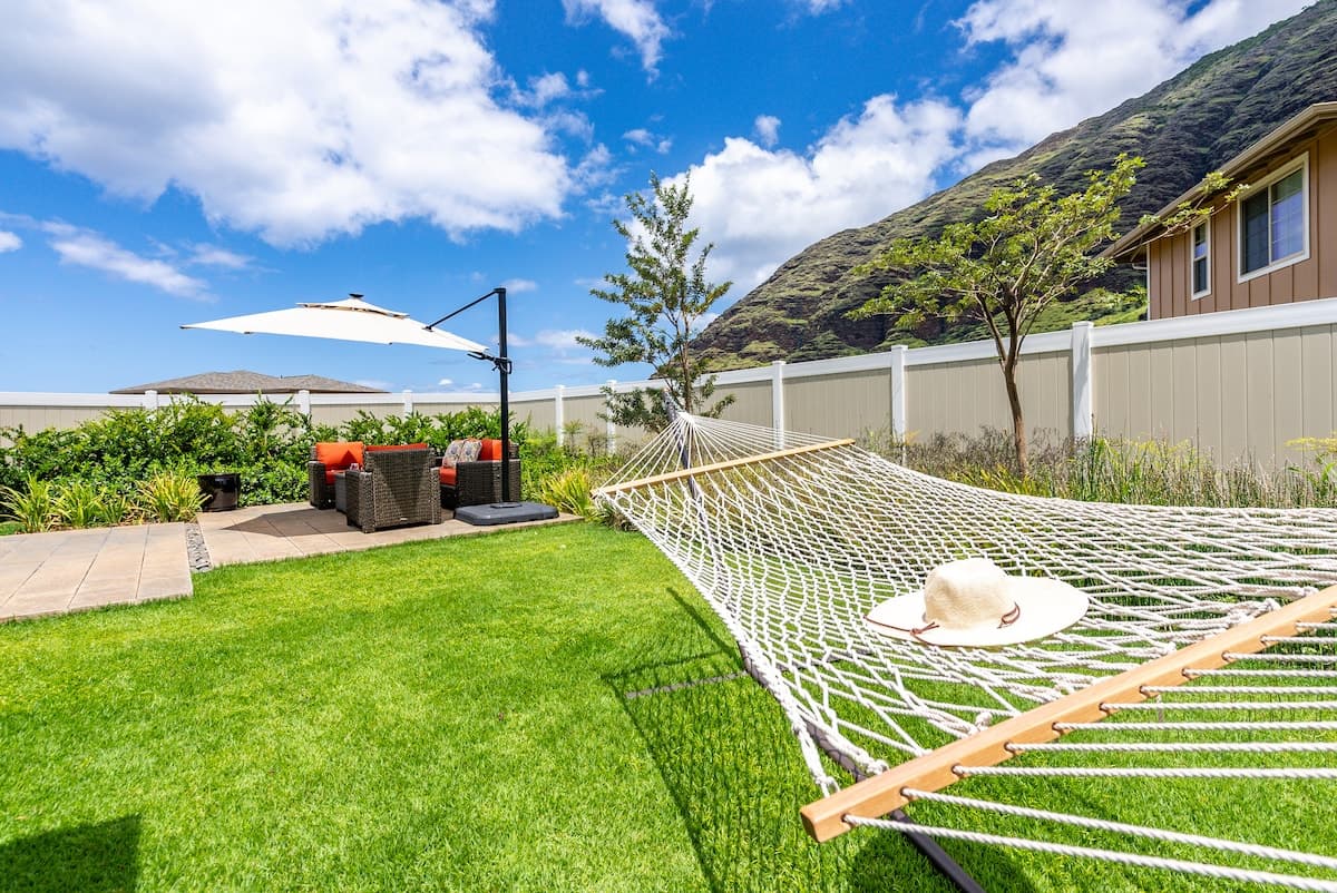 Home in Waianae · ★4.88 · 3 bedrooms · 5 beds · 2 shared baths - Photo 4
