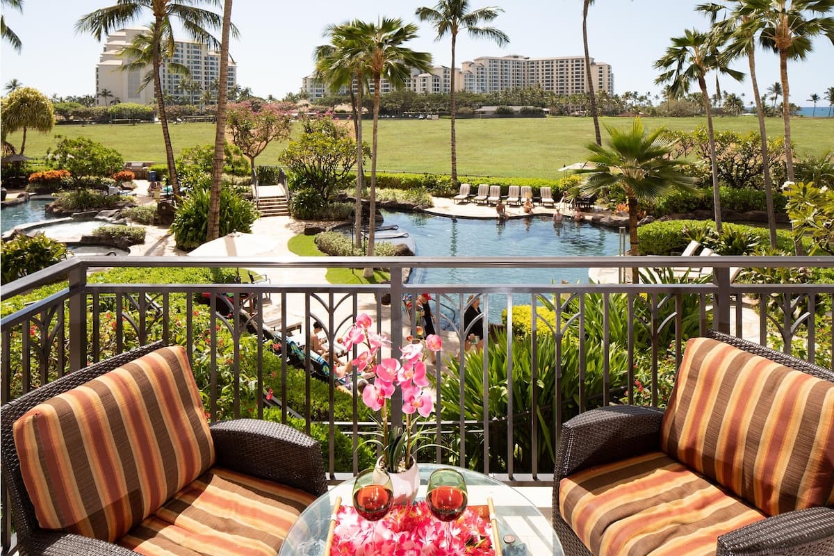 Villa in Kapolei · ★5.0 · 3 bedrooms · 5 beds · 3 private baths - Photo 1