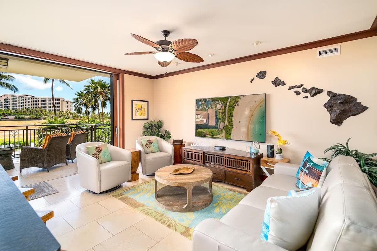 Villa in Kapolei · ★5.0 · 3 bedrooms · 5 beds · 3 private baths - Photo 4