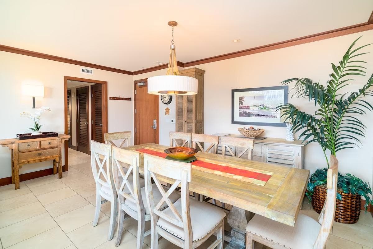 Villa in Kapolei · ★5.0 · 3 bedrooms · 5 beds · 3 private baths - Photo 5