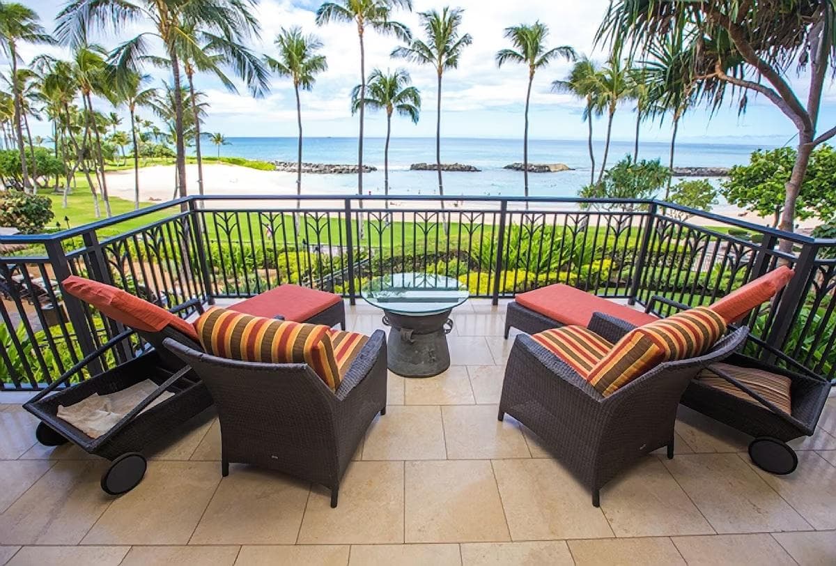 Villa in Kapolei · ★5.0 · 2 bedrooms · 3 beds · 2 private baths - Photo 2