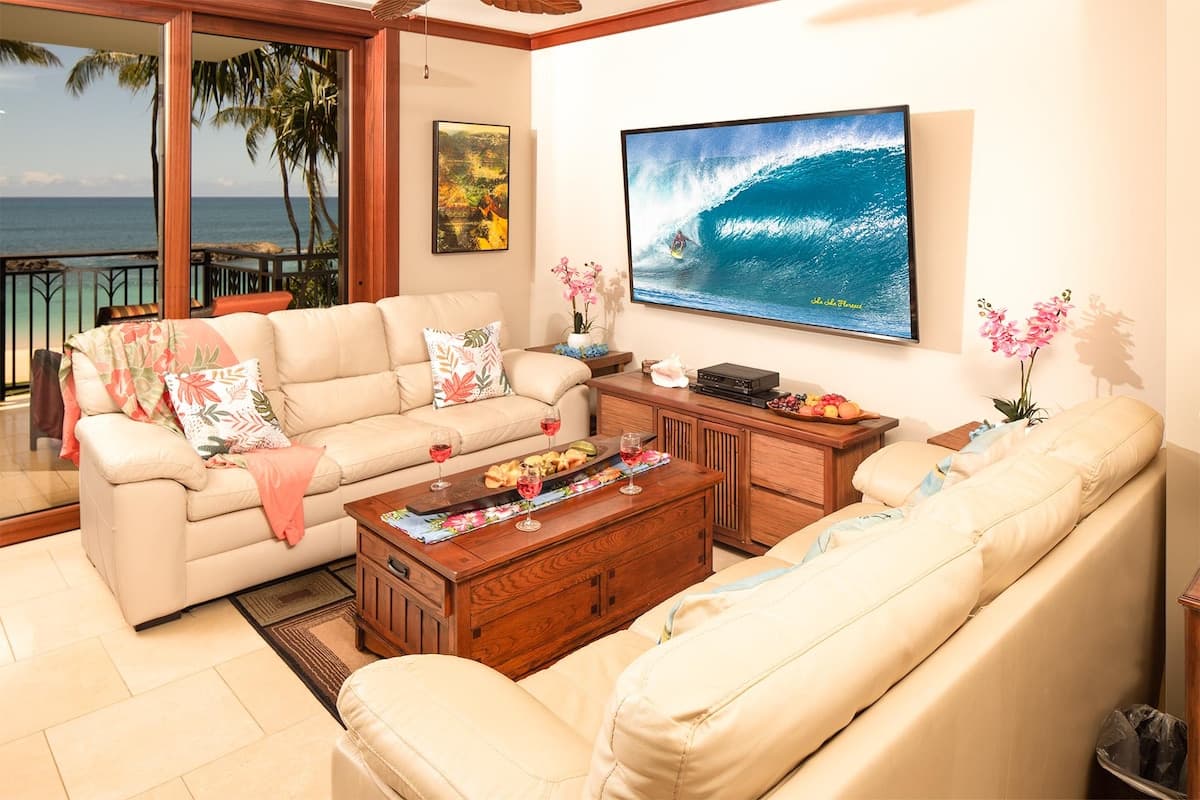 Villa in Kapolei · ★5.0 · 2 bedrooms · 3 beds · 2 private baths - Photo 4