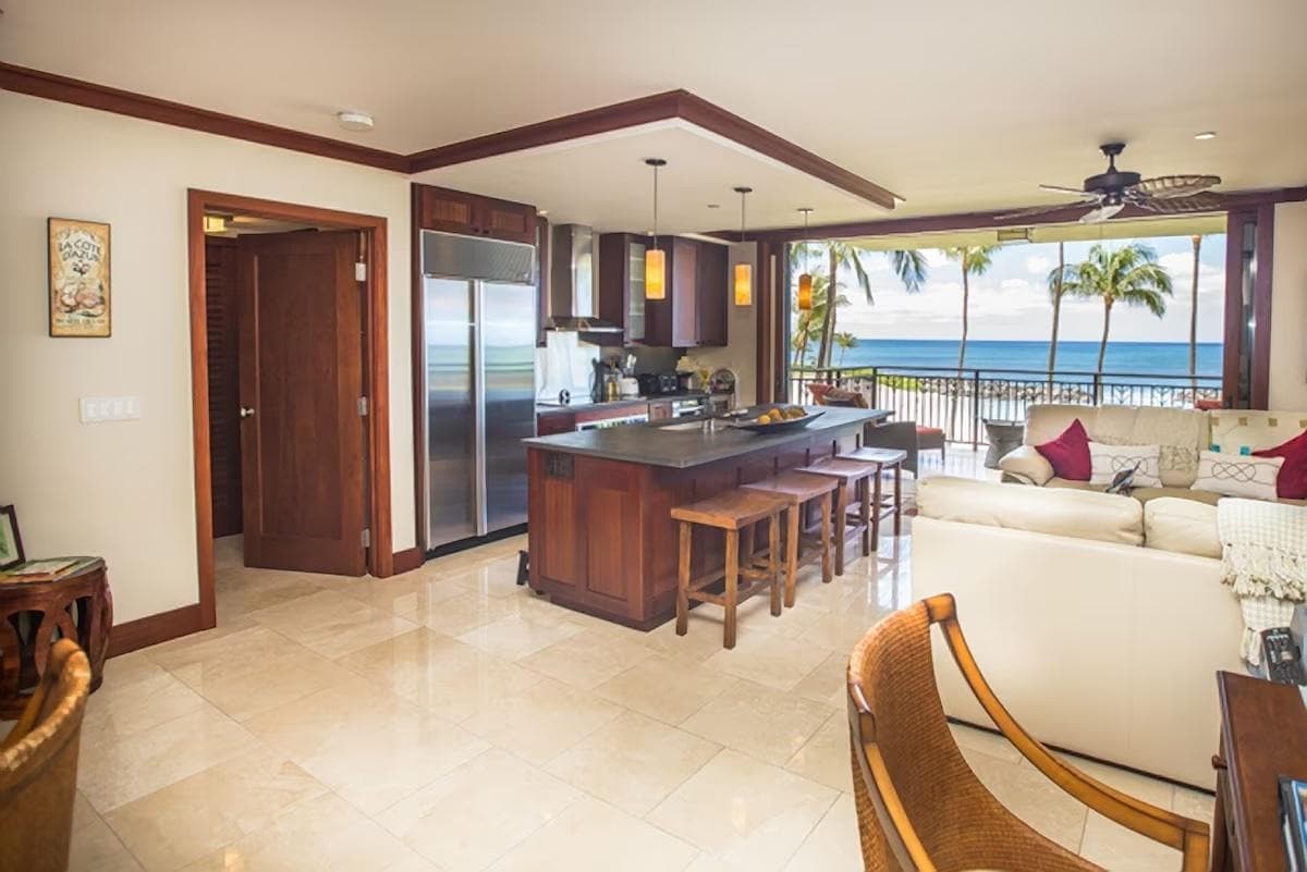 Villa in Kapolei · ★5.0 · 2 bedrooms · 3 beds · 2 private baths - Photo 3