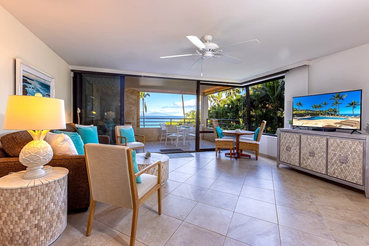 Condo in Wailea · ★4.75 · 2 bedrooms · 3 beds · 2 baths - Photo 1