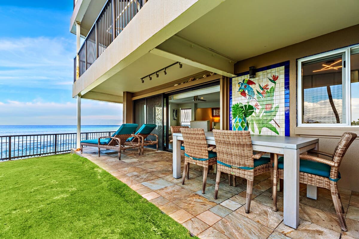 Condo in Lahaina · ★4.73 · 2 bedrooms · 3 beds · 2 private baths - Photo 3