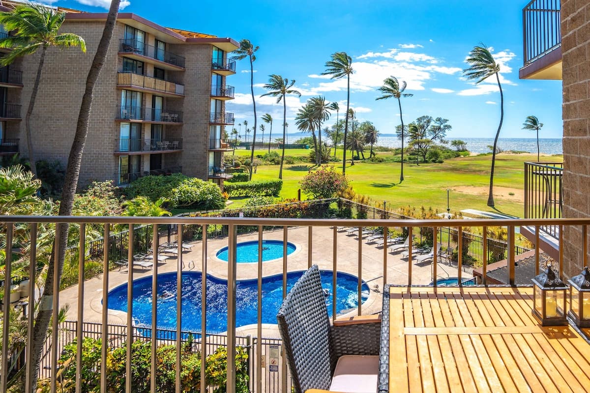 2/2 Oceanview Modern Resort Vistas - Photo 4