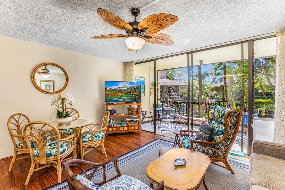 Condo in Kailua-Kona · ★4.78 · 1 bedroom · 2 beds · 1 private bath - Photo 3