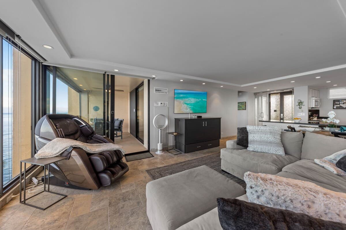 Condo in Lahaina · ★4.83 · 1 bedroom · 1 bed · 1 bath - Photo 5